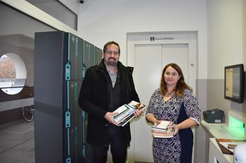 Paketnik (Direct4.me) – 24-urna izposoja gradiva Paketnik (Direct4.me) – 24-urna izposoja gradiva