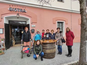 Delavnica Zavoda z ljubeznijo: Risanje na platno z akrilnimi barvami Delavnica Zavoda z ljubeznijo: Risanje na platno z akrilnimi barvami