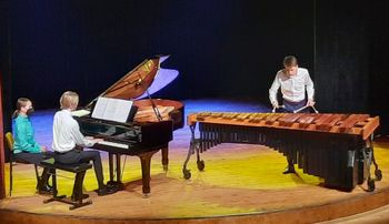 Dobrodelni koncert mladih glasbenikov družine Pucihar