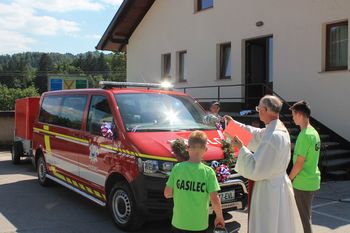 PGD Vrzdenec na praznovanju 90. obletnice društva, prevzel tudi novo vozilo GVM-1