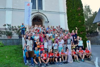 Prisrčen sprejem za kolesarsko romarsko ekipo Radia Ognjišče