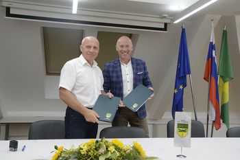 Podpisali pogodbo             za gradnjo vrtca