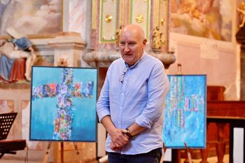 Razstava Igorja Zimica v             cerkvi na Sveti Trojici