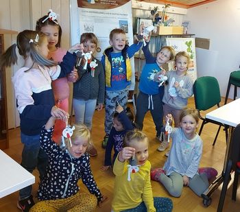 Bralni krožek za najmlajše Od pravljice do lutke