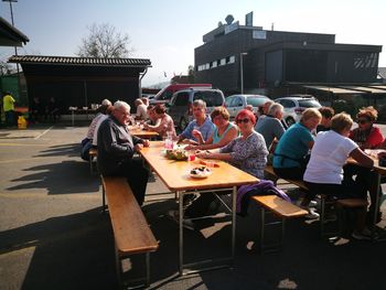 Ko zadiši po pečenem kostanju