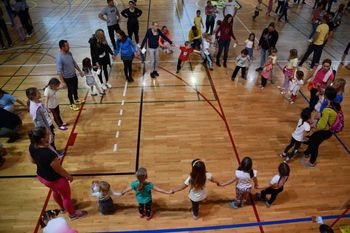 12. Tek družin v vrtcu pri OŠ Polhov Gradec