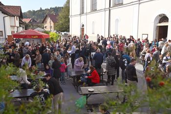 Farni ogenj enotnosti