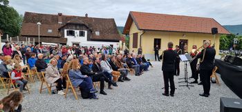 Prejeli smo: pogled v nikamor