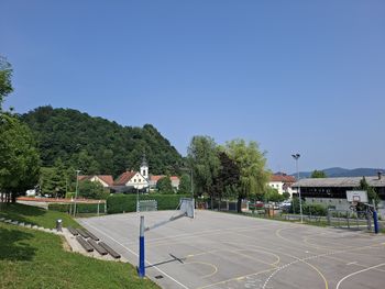 Posodobitve na igrišču pri športni dvorani OŠ Horjul