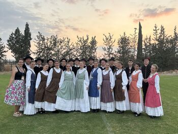 Folklorna skupina Klas Horjul in Šumnik Borovnica na folklornem festivalu na Cipru