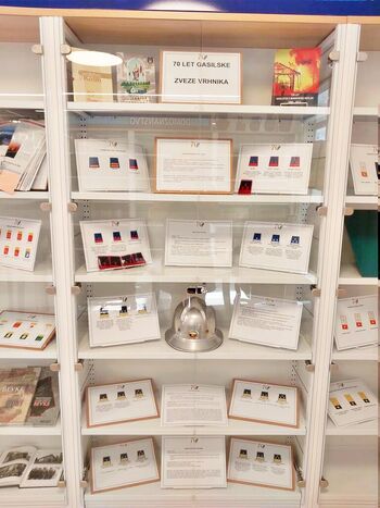 Razstava gasilskih činov, položajnih oznak in specialnosti ob 70. obletnici GZ Vrhnika Razstava gasilskih činov, položajnih oznak in specialnosti ob 70. obletnici GZ Vrhnika