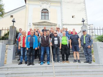 Veteranke in veterani v dolini Krke