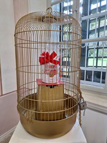 Sodelovanje naše krajanke na območni likovni razstavi 