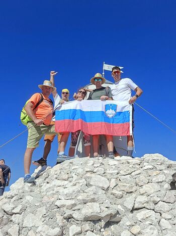 8. pohod iz Aljaž bara do Aljaževega stolpa