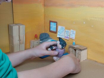 Plastelin, telefon in 3600 sličic