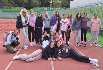 Atletska ekipa OŠ Ivana Cankarja do najvišje uvrstitve doslej Atletska ekipa OŠ Ivana Cankarja do najvišje uvrstitve doslej