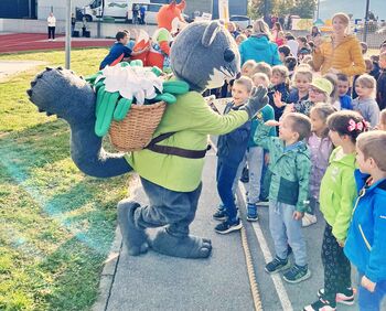 Mini olimpijada v Polhovem Gradcu združila šport, veselje in skupnost Mini olimpijada v Polhovem Gradcu združila šport, veselje in skupnost