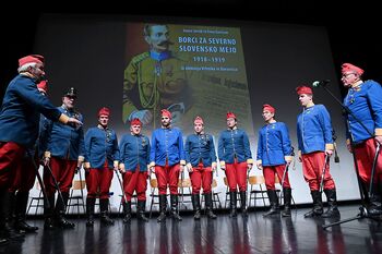 Pozabi iztrgali skoraj 60 imen