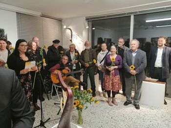 Mateja Bitenc na regijski tematski razstavi v Galeriji JSKD Kočevje