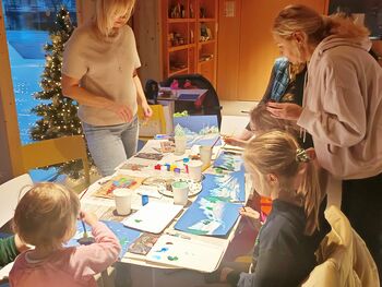 Ustvarjalni vstop v praznično sezono na Grajski postaji Ustvarjalni vstop v praznično sezono na Grajski postaji