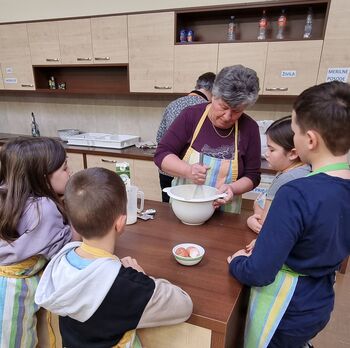 Pustna kuharska delavnica v OŠ Horjul