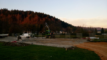 Začeli z gradnjo igrišča z umetno travo