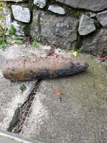 Ob gradnji v Dragomerju našli granato  