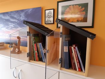 V občino prihajajo knjigobežnice