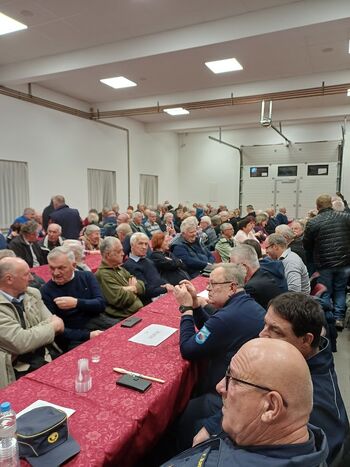 Redno letno srečanje gasilskih veteranov Gasilske zveze Vrhnika: poklon tradiciji, izkušnjam in predanosti Redno letno srečanje gasilskih veteranov Gasilske zveze Vrhnika: poklon tradiciji, izkušnjam in predanosti