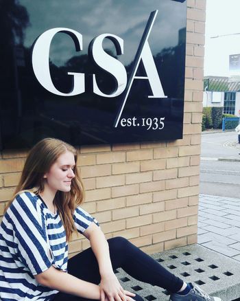 Intervju, Sara Praznik 