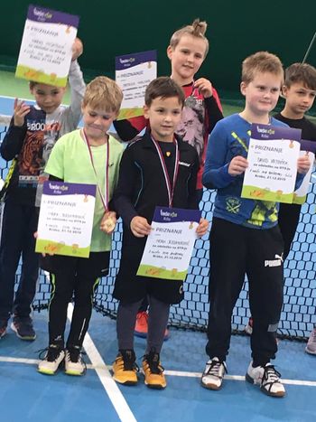 IGRALCI TENIŠKE AKADEMIJE GOSPOD FICKO SLAVILI V 5. KATEGORIJAH V KRŠKEM IGRALCI TENIŠKE AKADEMIJE GOSPOD FICKO SLAVILI V 5. KATEGORIJAH V KRŠKEM