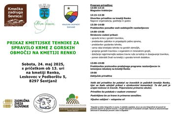 Blagoslov traktorjev in prikaz kmetijske tehnike za spravilo krme z gorskih območij na kmetiji Renko