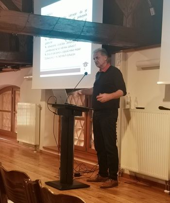 Ivan Simič je na strokovnem izobraževanju postregel s številnimi davčnimi nasveti 