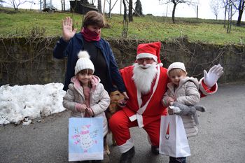 Tradicija obdarovanja Božička v Rovišču se nadaljuje