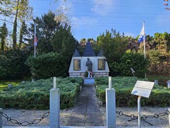 Komemoracija s polaganjem venca ob dnevu spomina na mrtve