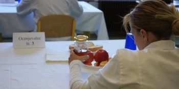 Podelitev priznanj in nagrad za 2. ocenjevanju medu