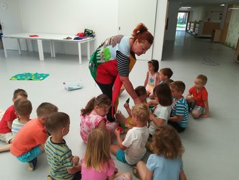 Lutkovna predstava MIŠEK BAMI na Gočah