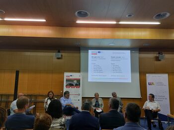 Nova brošura 'Umetniki med rekami in lagunami: umetniške poti' 