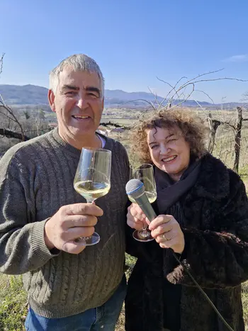 Valentinov večer »Ko se vino zaljubi v jazz«    Degustacija vin Brataševec s pevko Ingrid Zidarič 