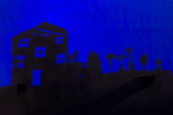 Teater senc in senčnih lutk Ustvarjalnica za otroke in družine