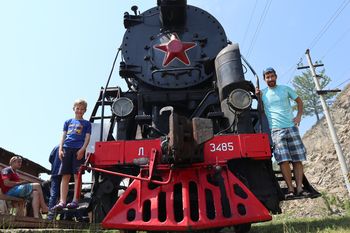 Potopis: Po železni cesti od Reteč do Šanghaja