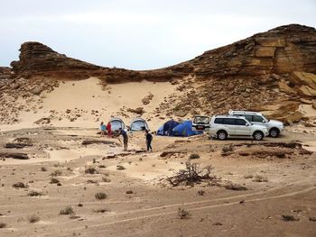 Potopisno predavanje: Predkoronski družinski »ROADTRIP« po Omanu
