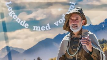 Festival LEGENDE MED VODAMI - odprtje festivala z GODBO MEDVODE