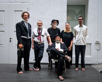 GLASBENI ABONMA SOTOČJE IN IZVEN: ČOMPE