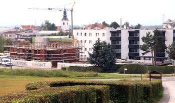 Malteški dvori: 19 oskrbovalnih stanovanj že gradijo 