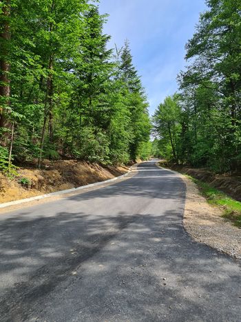 Obnovljena lokalna cesta v Založah 