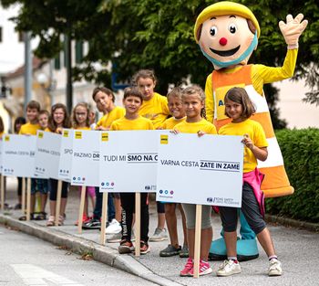 Pazimo drug na drugega tudi v prometu Pazimo drug na drugega tudi v prometu