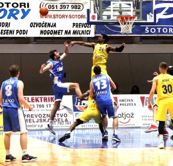 Zmaga Hopsov v gosteh pri Zlatorogu Zmaga Hopsov v gosteh pri Zlatorogu