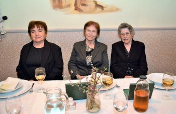 Srečanje družin, ki so hranile orožje Srečanje družin, ki so hranile orožje