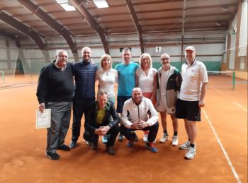 32 let srečanja na četverobojih